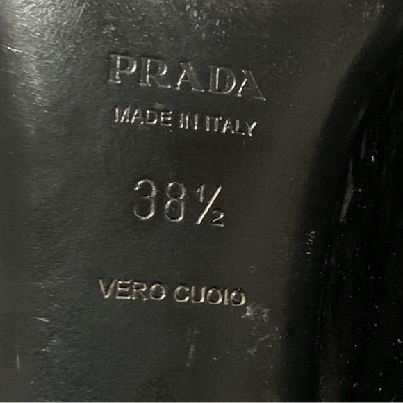 Vintage Prada Patent Leather Pointy Toed Heels Prada Pumps Made in Italy Sz 38.5 - Picture 12 of 16